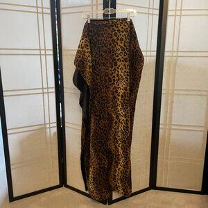 Leopard Print Double Layered Velvet-like Blanket